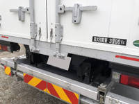 三菱ふそうキャンターアルミウイング小型（2t・3t）[写真37]