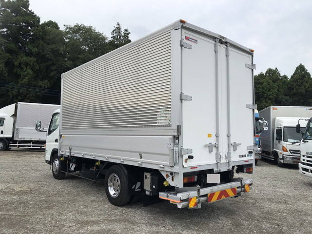 三菱ふそうキャンターアルミウイング小型（2t・3t）[写真04]