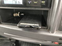 いすゞエルフ冷凍車（冷蔵車）小型（2t・3t）[写真31]