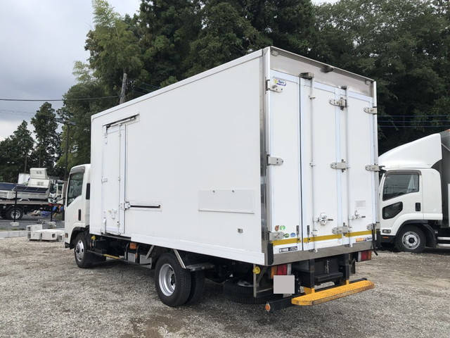 いすゞエルフ冷凍車（冷蔵車）小型（2t・3t）[写真04]