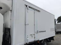 いすゞエルフ冷凍車（冷蔵車）小型（2t・3t）[写真06]