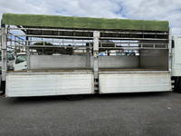 三菱ふそうファイター家畜運搬車中型（4t）[写真07]