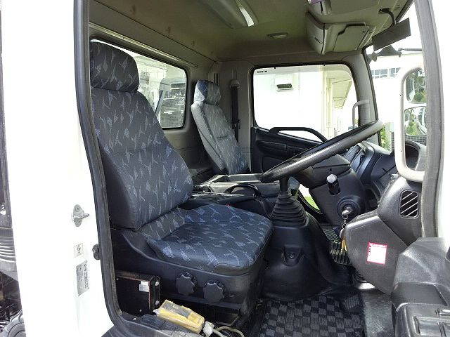 日野レンジャーコンテナ専用車中型（4t）[写真28]