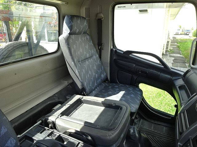 日野レンジャーコンテナ専用車中型（4t）[写真29]