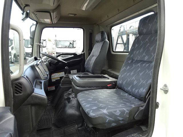 日野レンジャーコンテナ専用車中型（4t）[写真35]