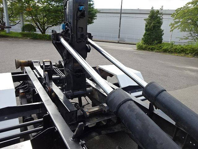 日野レンジャーコンテナ専用車中型（4t）[写真09]