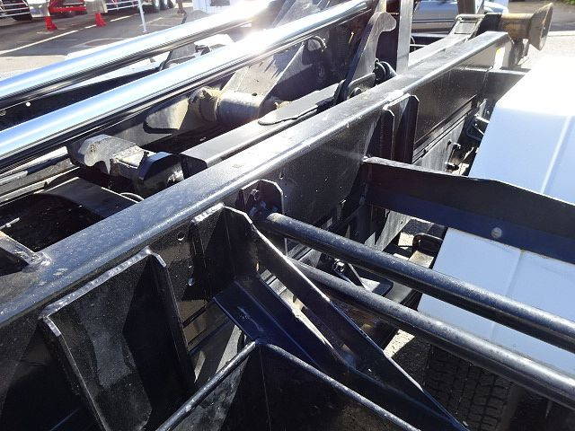 日野レンジャーコンテナ専用車中型（4t）[写真13]