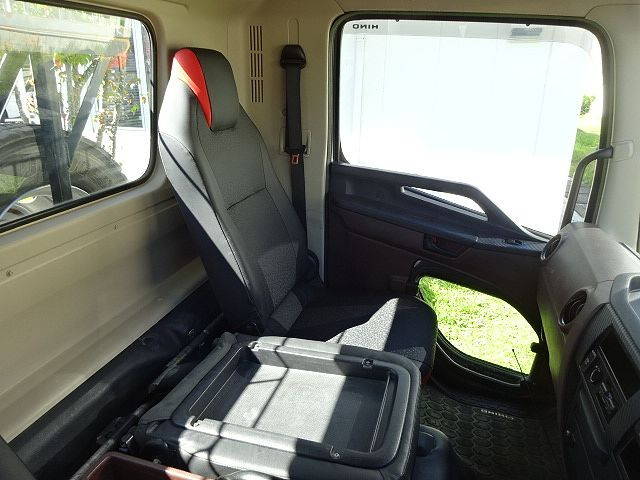 日野レンジャーコンテナ専用車中型（4t）[写真24]