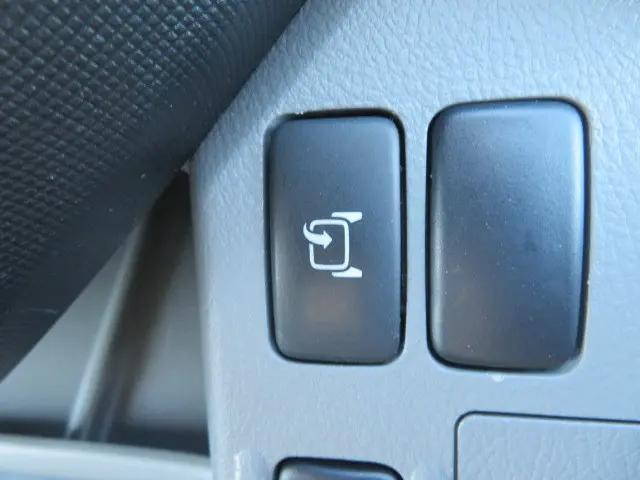 日野デュトロアルミバン小型（2t・3t）[写真16]