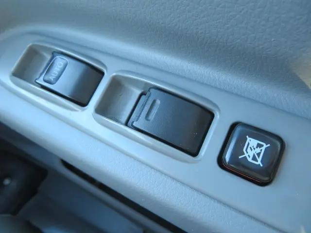 日野デュトロアルミバン小型（2t・3t）[写真19]