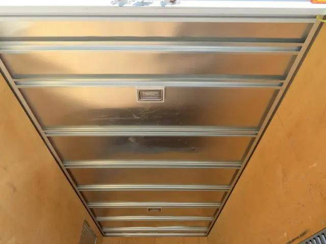 日野デュトロアルミバン小型（2t・3t）[写真25]