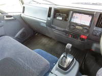 いすゞエルフセーフティローダー小型（2t・3t）[写真16]