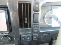 いすゞエルフセーフティローダー小型（2t・3t）[写真17]