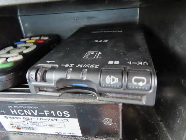 いすゞエルフセーフティローダー小型（2t・3t）[写真21]