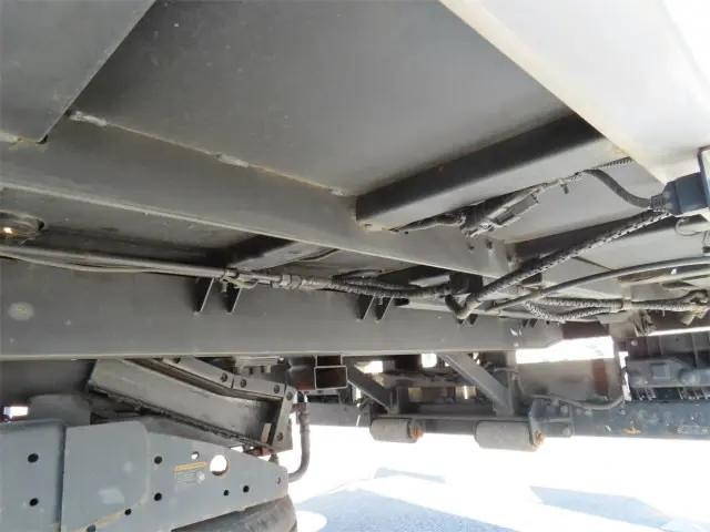 いすゞエルフセーフティローダー小型（2t・3t）[写真33]