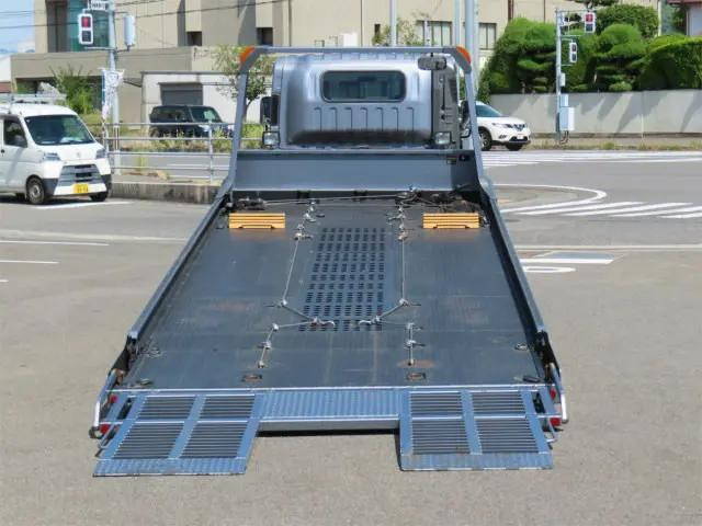 いすゞエルフセーフティローダー小型（2t・3t）[写真07]