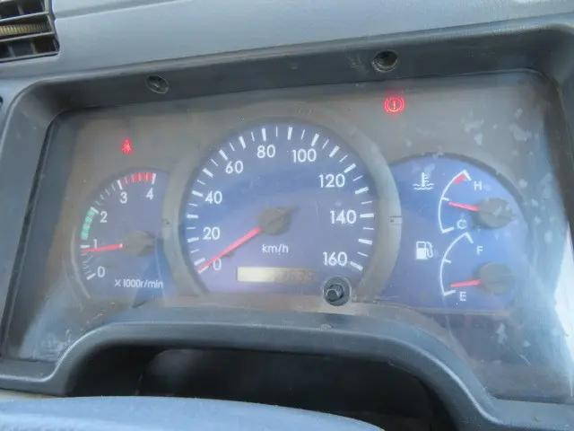 三菱ふそうキャンター穴掘建柱車小型（2t・3t）[写真10]