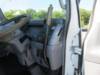 三菱ふそうキャンター穴掘建柱車小型（2t・3t）[写真16]