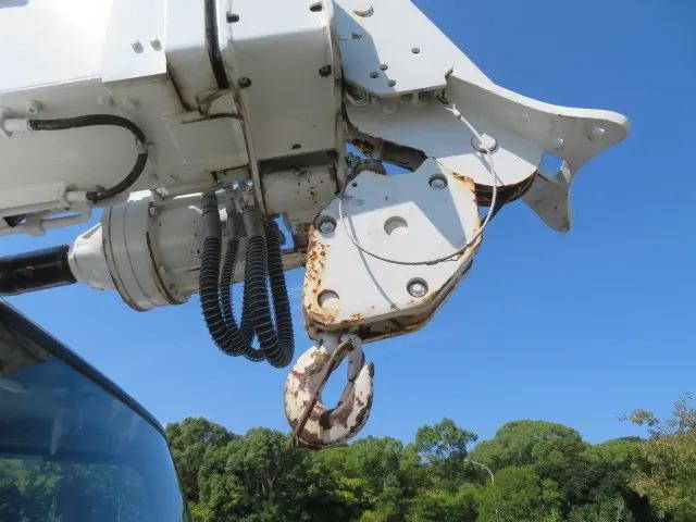 三菱ふそうキャンター穴掘建柱車小型（2t・3t）[写真18]