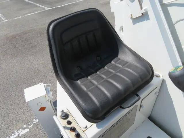 三菱ふそうキャンター穴掘建柱車小型（2t・3t）[写真19]