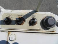 三菱ふそうキャンター穴掘建柱車小型（2t・3t）[写真23]