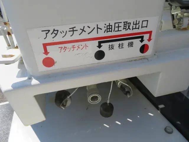 三菱ふそうキャンター穴掘建柱車小型（2t・3t）[写真27]