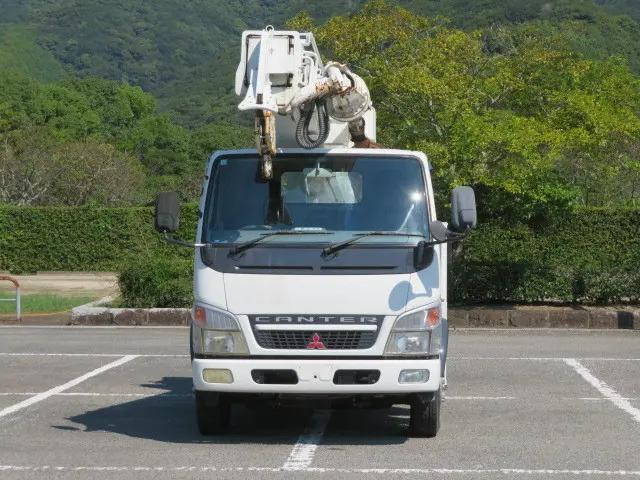 三菱ふそうキャンター穴掘建柱車小型（2t・3t）[写真05]