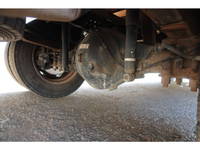 三菱ふそうキャンター平ボディ小型（2t・3t）[写真13]