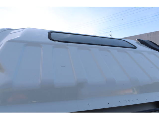 三菱ふそうキャンター平ボディ小型（2t・3t）[写真22]