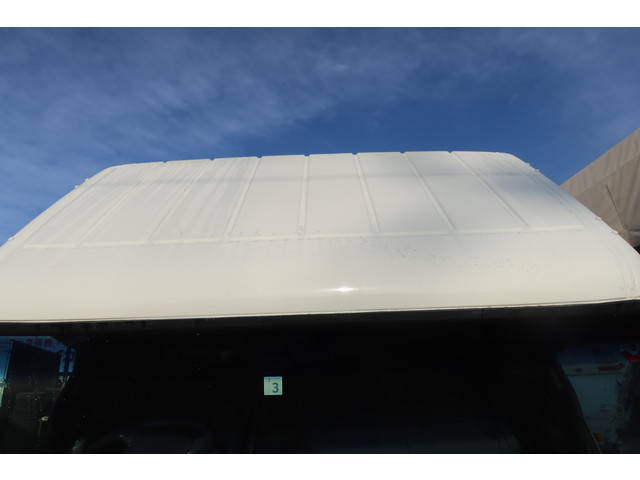 三菱ふそうキャンター平ボディ小型（2t・3t）[写真23]