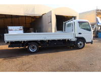 三菱ふそうキャンター平ボディ小型（2t・3t）[写真07]