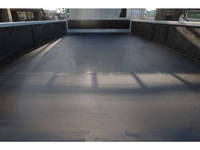 三菱ふそうキャンター平ボディ小型（2t・3t）[写真09]