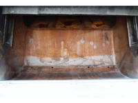 いすゞエルフパッカー車（塵芥車）小型（2t・3t）[写真13]