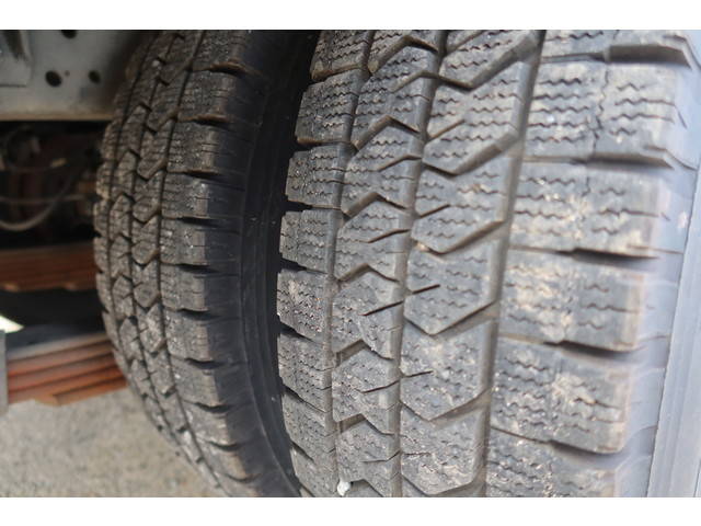 いすゞエルフパッカー車（塵芥車）小型（2t・3t）[写真20]