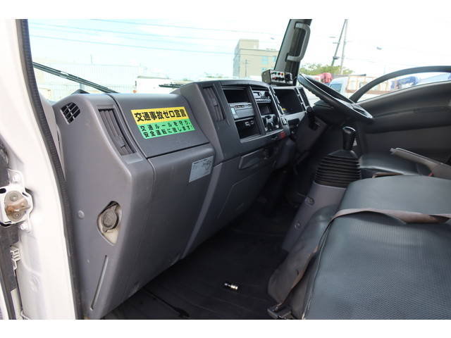 いすゞエルフパッカー車（塵芥車）小型（2t・3t）[写真29]