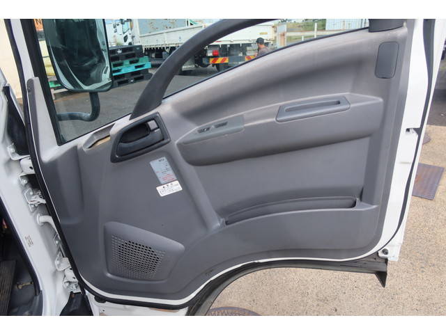 いすゞエルフパッカー車（塵芥車）小型（2t・3t）[写真31]