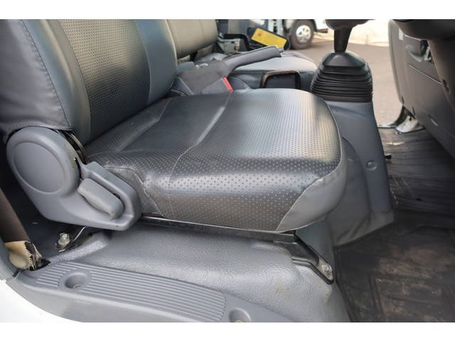 いすゞエルフパッカー車（塵芥車）小型（2t・3t）[写真33]