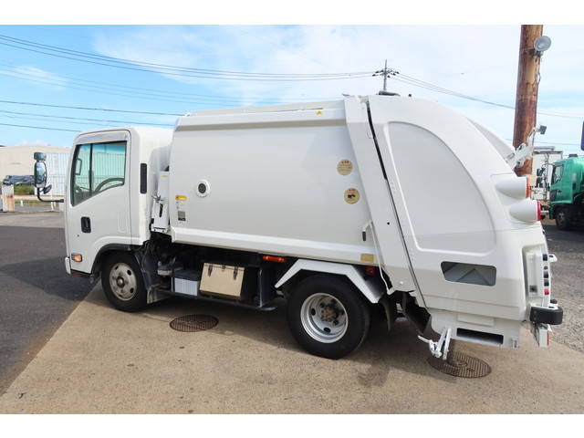 いすゞエルフパッカー車（塵芥車）小型（2t・3t）[写真07]