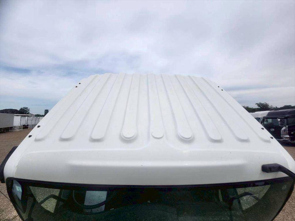 いすゞフォワードコンテナ専用車増トン（6t・8t）[写真18]