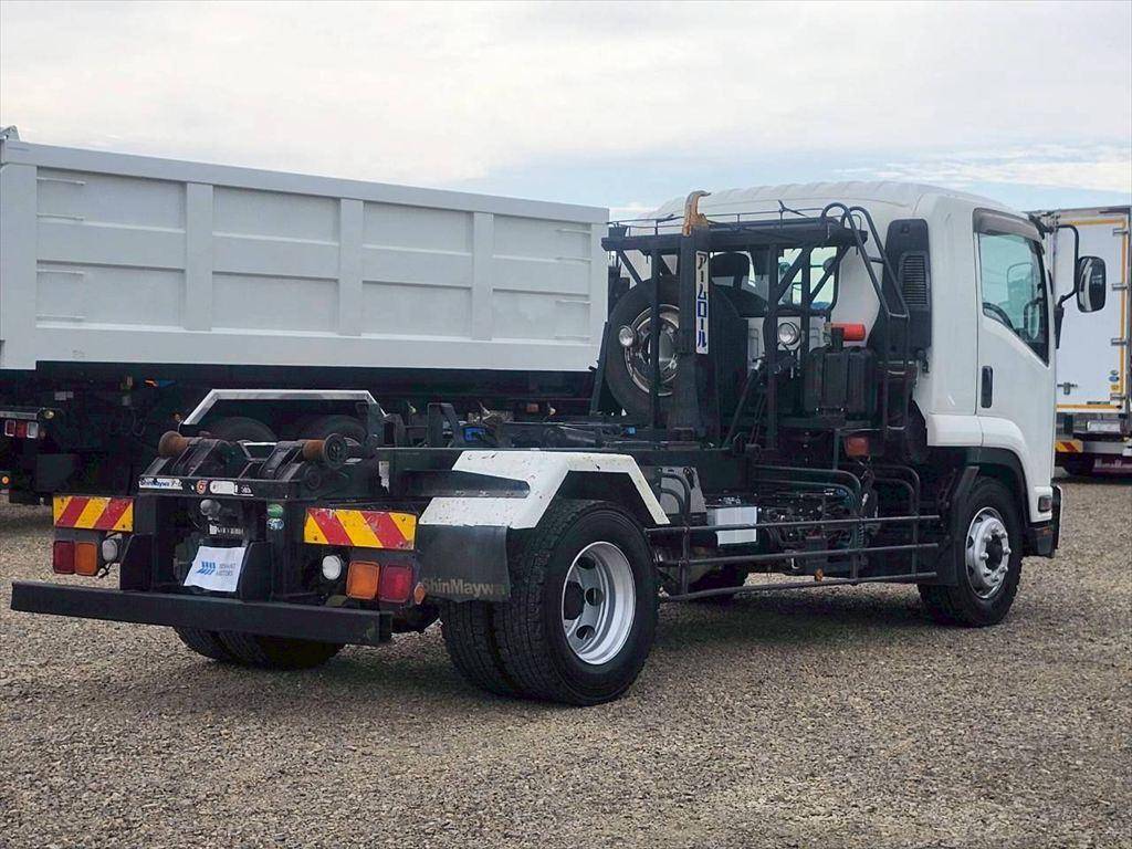 いすゞフォワードコンテナ専用車増トン（6t・8t）[写真04]