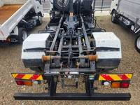 いすゞフォワードコンテナ専用車増トン（6t・8t）[写真09]