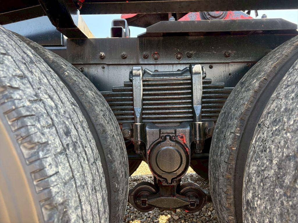 いすゞギガトレーラーヘッド（トラクターヘッド）大型（10t）[写真13]