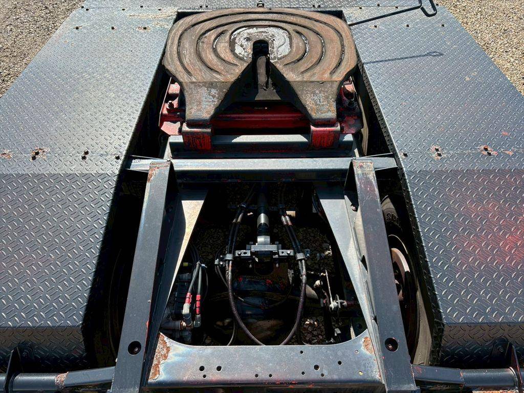 いすゞギガトレーラーヘッド（トラクターヘッド）大型（10t）[写真06]