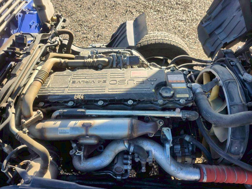 三菱ふそうファイタークレーン5段中型（4t）[写真16]