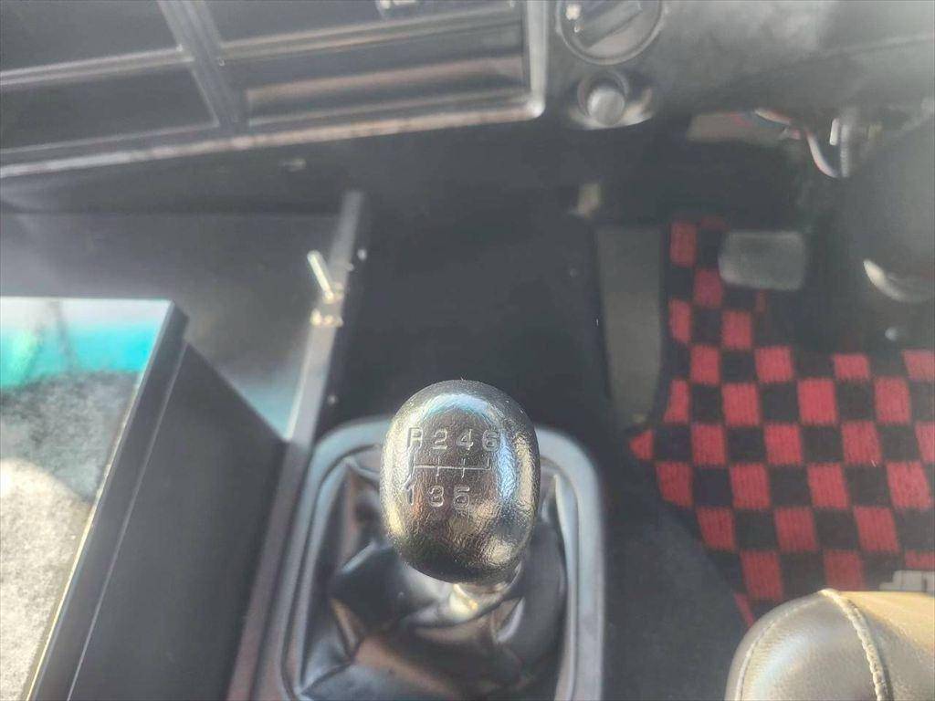 三菱ふそうファイタークレーン5段中型（4t）[写真20]