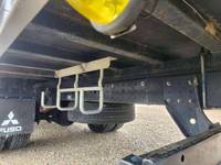 三菱ふそうキャンター平ボディ小型（2t・3t）[写真13]