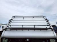 三菱ふそうキャンター平ボディ小型（2t・3t）[写真18]