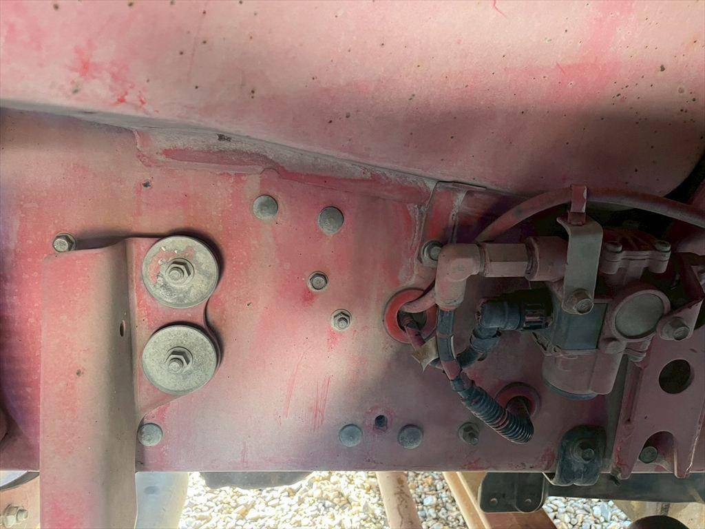 三菱ふそうスーパーグレートトレーラーヘッド（トラクターヘッド）大型（10t）[写真13]