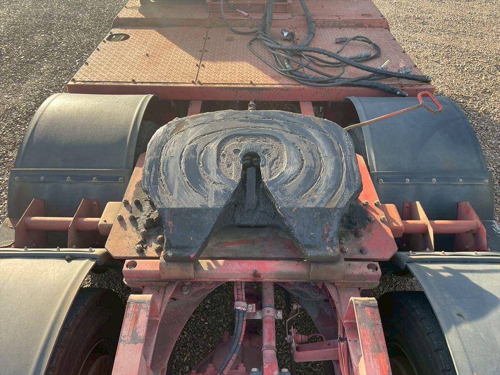 三菱ふそうスーパーグレートトレーラーヘッド（トラクターヘッド）大型（10t）[写真08]