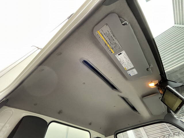 トヨタダイナパネルバン小型（2t・3t）[写真18]